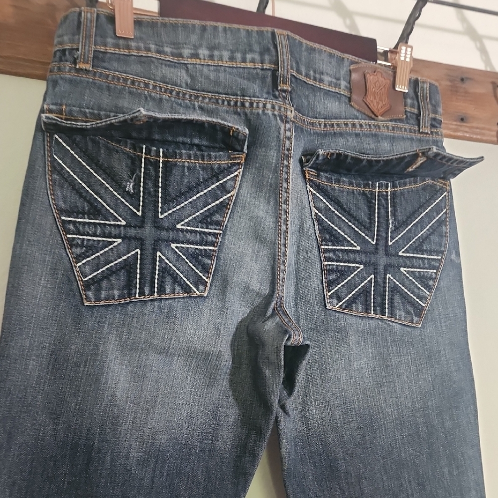 MONARCH Jeans. Size 32
